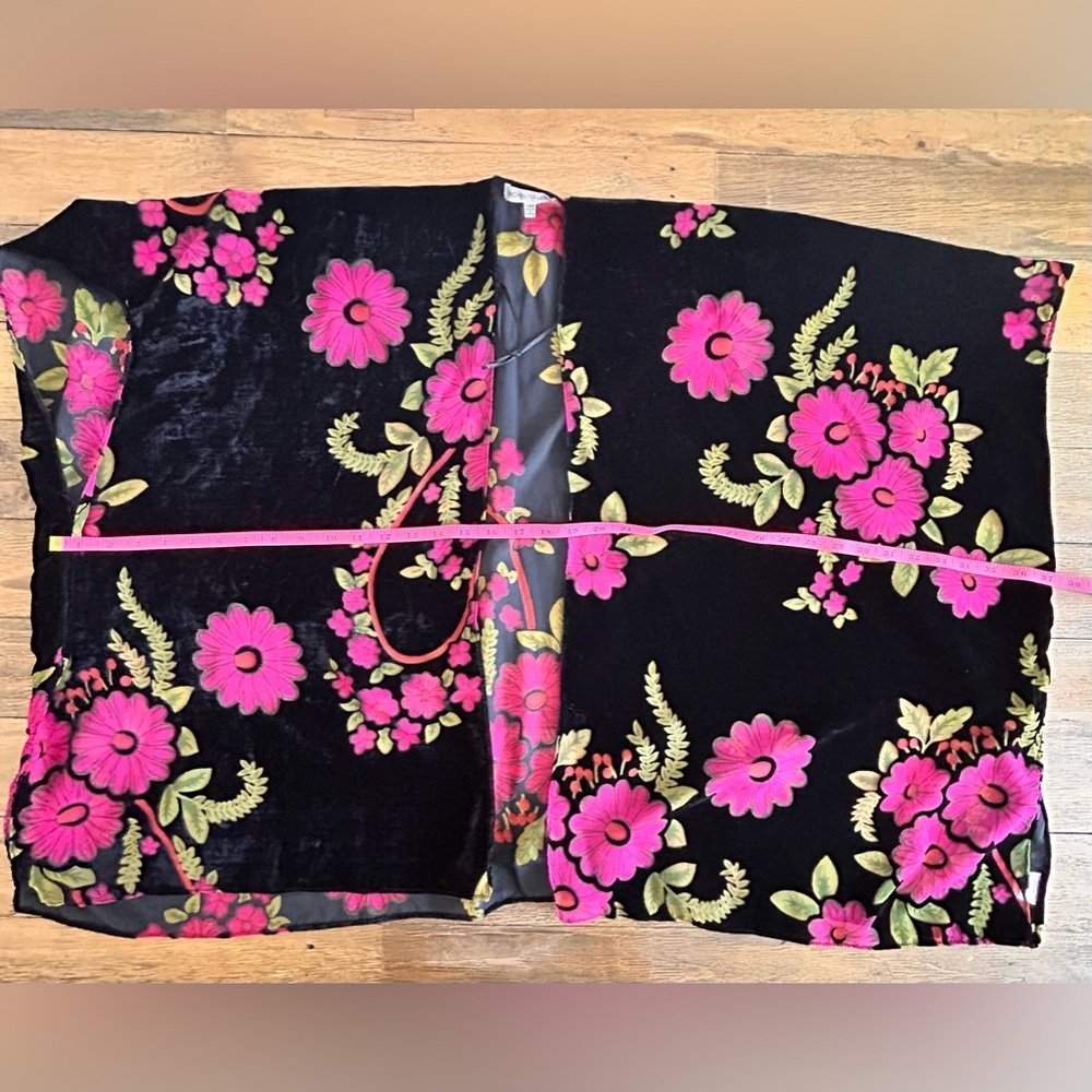 WOVEN HEART Velvet Burnout Black and pink floral Kimono Top Robe Boho - Picture 10 of 13